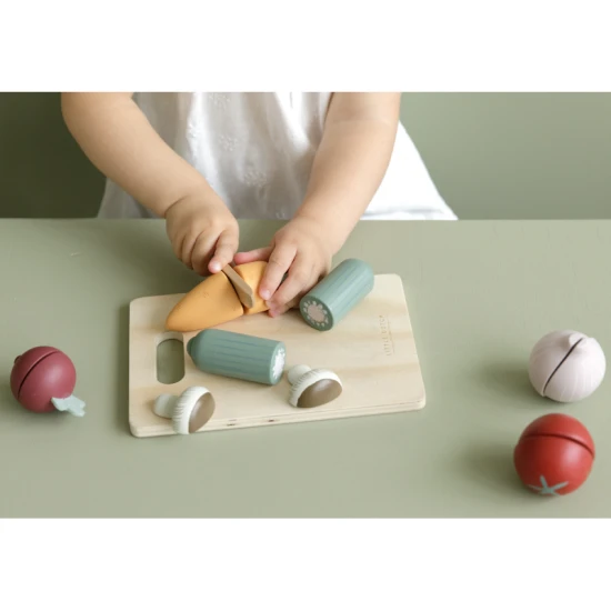 Gemüseschneideset aus Holz von Little Dutch