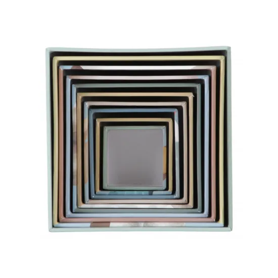 Würfelstapel Bauernhof mit nummerierten Würfeln, die das Erlernen des Zählens und logischen Denkens unterstützen.