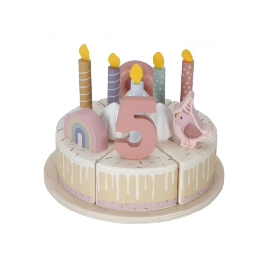 Eine Geburtstagstorte darf bei keiner Feier fehlen.