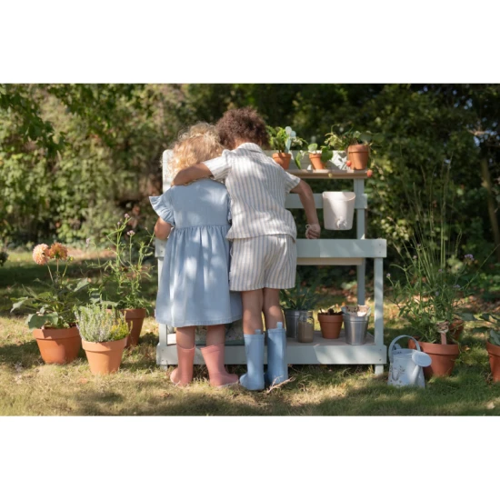 Kinder-Outdoorküche aus Holz