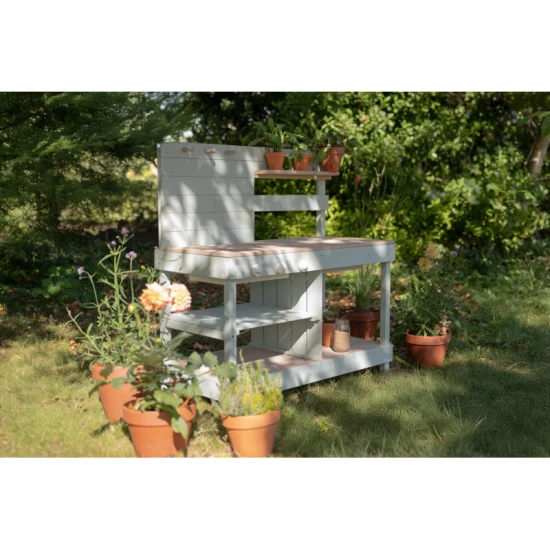 Kinder-Outdoorküche aus Holz