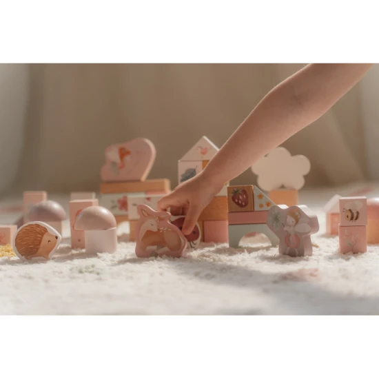 Fairy Garden Würfel 50 Stück – bunte Holzwürfel mit Gartenmotiven