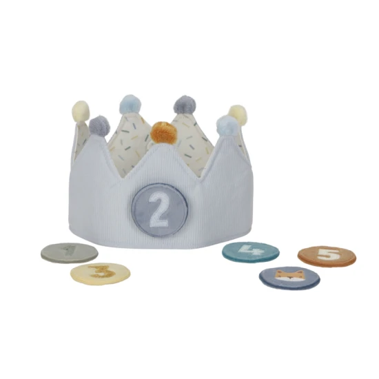 Geburtstagskrone mit austauschbaren Zahlen von 1 bis 5.