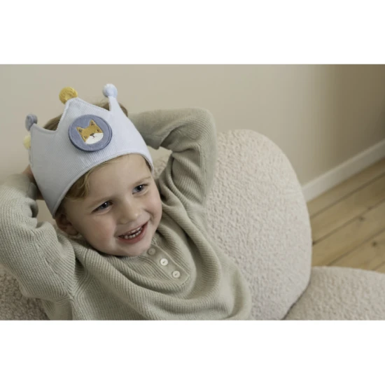 Geburtstagskrone mit austauschbaren Zahlen von 1 bis 5.