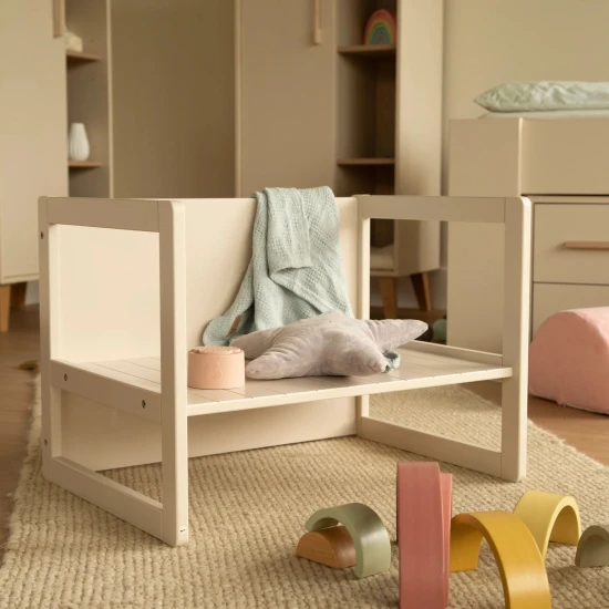 Kinder-Bank im Landhausstil Beige