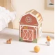 Bauernhaus aus Holz von Tooky Toy – Lernspielzeug mit Tieren, Perlen und Windrad