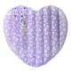 Das riesige aufblasbare Herz von Swim Essentials mit lila Leopardenmuster fällt auf jeder Wasseroberfläche gut auf. Es ist für Kinder ab ca. 6 Jahren geeignet.
