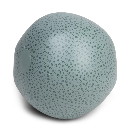 Viel Spaß mit diesem aufblasbaren Ball mit grünem Leopardenmuster von Swim Essentials. Jeder wird dich beneiden.