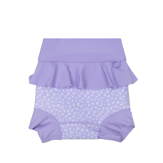 Windelbadeanzüge sind für die Kleinen im Sommer ein Muss.