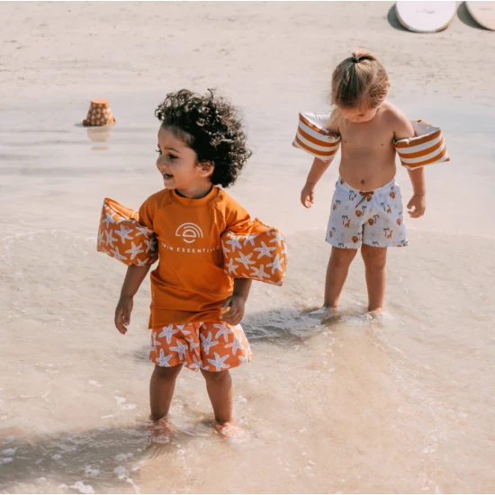 Aufblasbare Swim Essentials Starfish-Fäustlinge für Kinder, ideal zum Schwimmen im Pool und am Meer