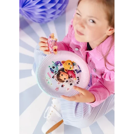 Funkelnde Geburtstagsdekorationen mit Gabby's Dollhouse