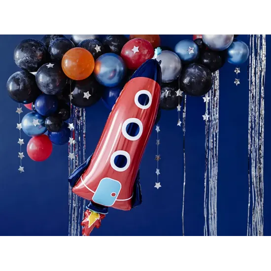 Ein Ballon mit attraktivem Design einer Weltraumrakete, der jedes Kind interessieren wird.