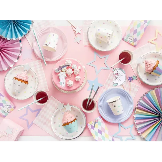 Ein Set aus 6 Cupcakes in sanften Pastelltönen bringt Schwung in jede Kinderparty.