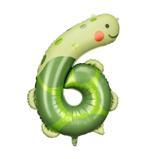 Der Ballon Nummer 6 in Form einer Schildkröte darf bei keiner Feier fehlen.