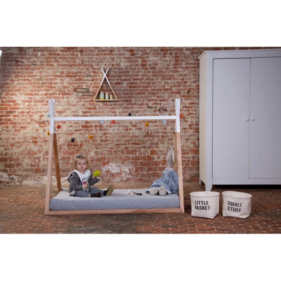 Childhome Natural White 70×140 cm – Kinderbett Tipi aus Buchenholz