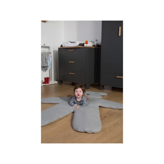 Childhome Medveď Teddy Jersey Grey 150 cm – weiche Spieldecke fürs Kinderzimmer