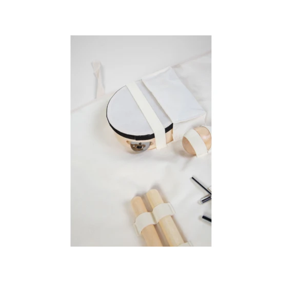 Childhome  – Set mit 8 Kinder-Musikinstrumenten mit Organizer