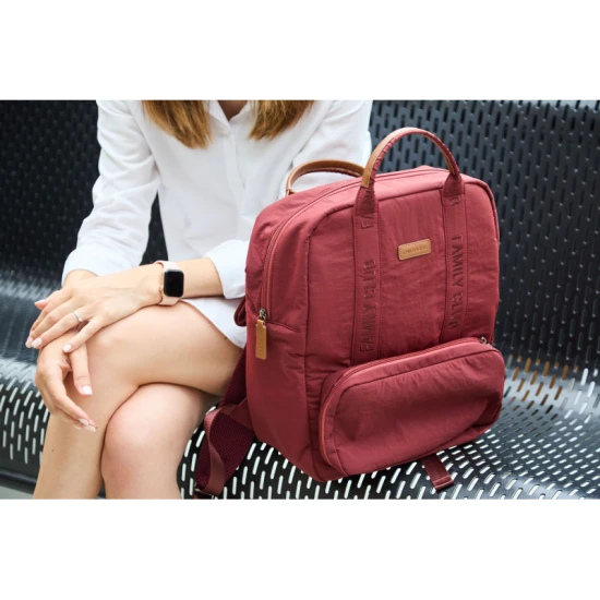 Childhome Family Club Signature Urban Burgundy – Wickelrucksack 40×30×16 cm