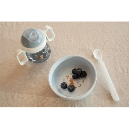 Forest Friends Becher mit Mundstück: Das erste eigenständige Getränk