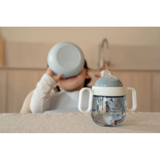 Forest Friends Becher mit Mundstück: Das erste eigenständige Getränk