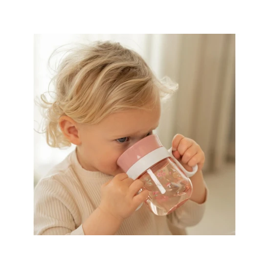 360° Fairy Garden Trainingsbecher: Wir lernen, wie aus einem Glas zu trinken, ohne zu kleckern!