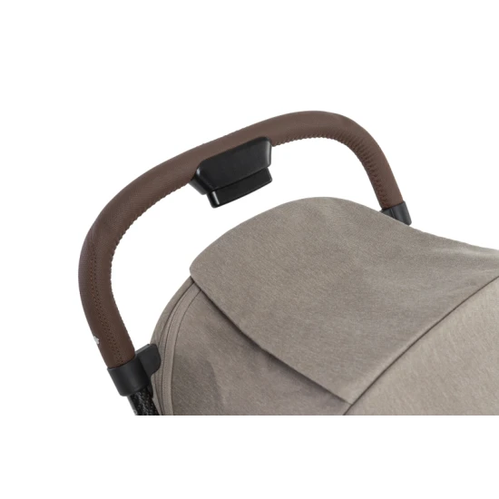 Oslo Carbon Buggy Twillic Truffle Maxi-Cosi Oslo Carbon Buggy Twillic Truffle
