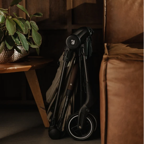 Oslo Carbon Buggy Twillic Truffle Maxi-Cosi Oslo Carbon Buggy Twillic Truffle