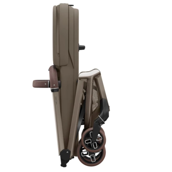 Fame Cabin Babywanne Oak Truffle Maxi-Cosi Fame Cabin Babywanne Oak Truffle