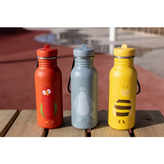 Machen Sie den Kindern eine Freude mit der Originalflasche Bumblebee 500 ml.